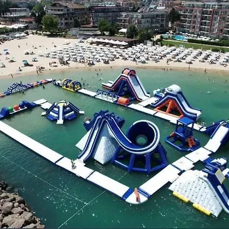 комфортабельная на побережье Nesebar